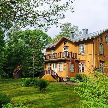 Kirjakkalan Ruukkikylae Teijo Esterno foto