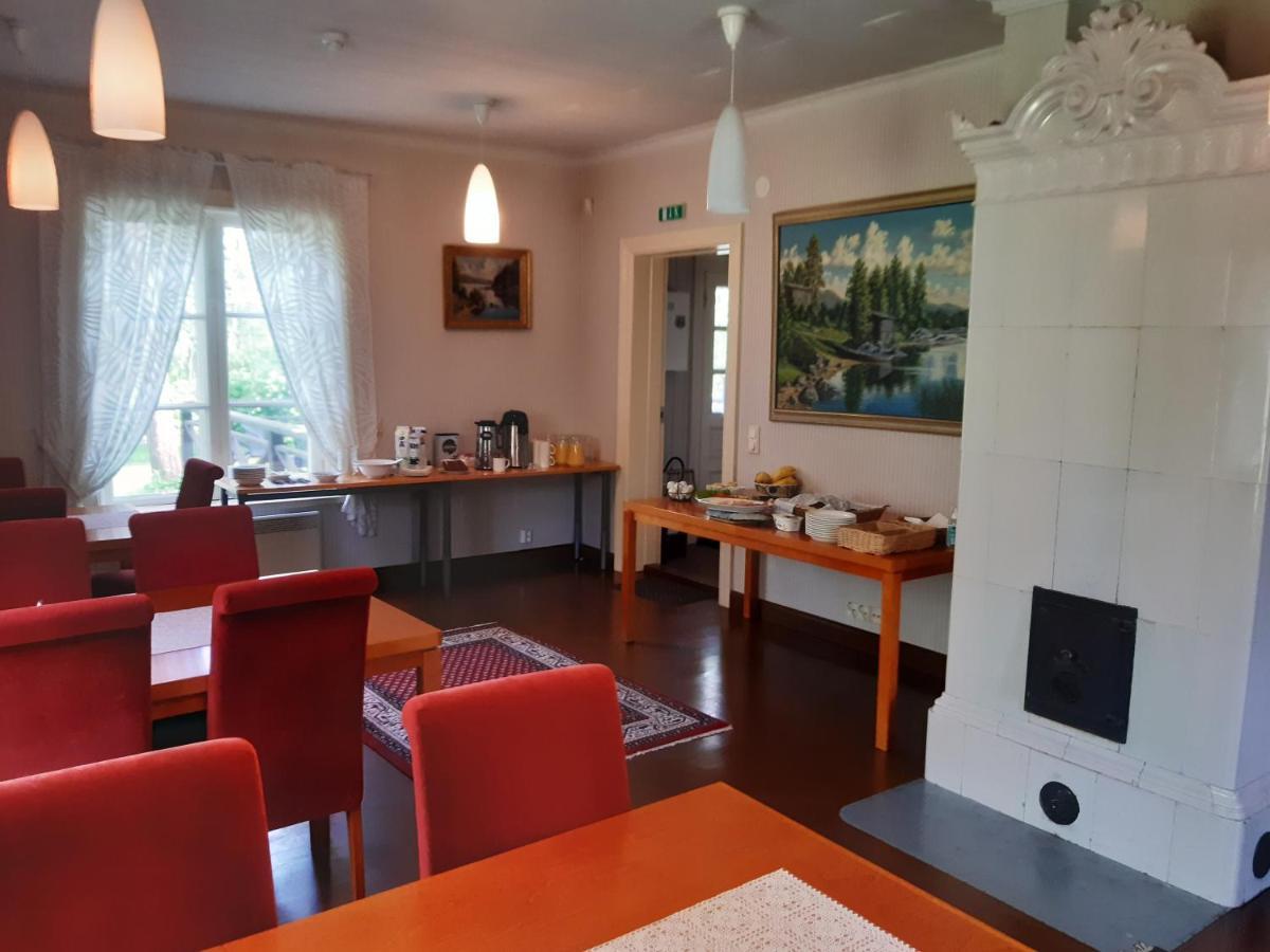 Kirjakkalan Ruukkikylae Teijo Esterno foto
