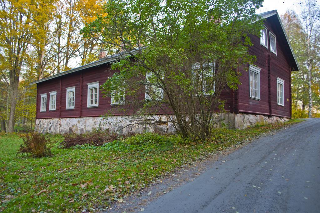 Kirjakkalan Ruukkikylae Teijo Esterno foto